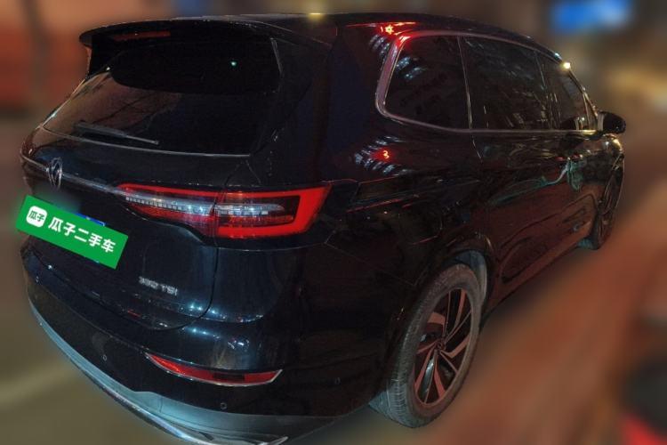 Used Volkswagen Viloran 2020 330TSI Luxury Edition
