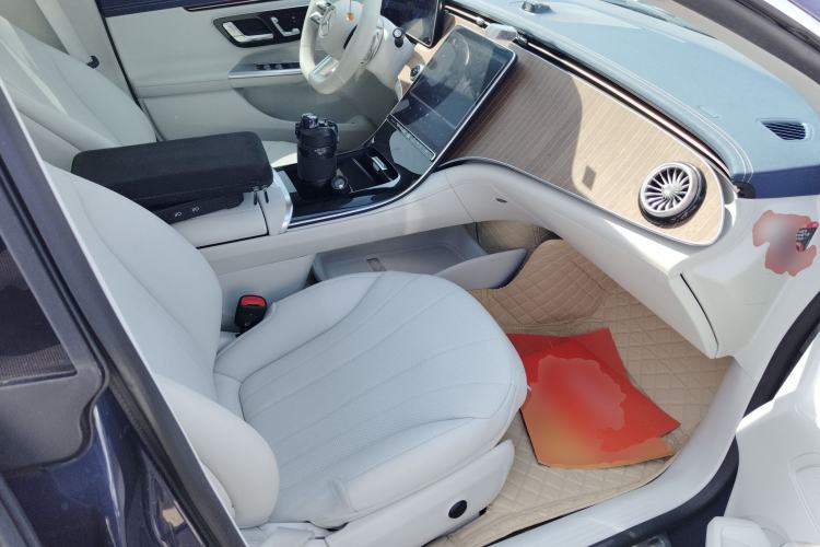 Used Mercedes-Benz EQE 2022 350 Pioneer Edition
