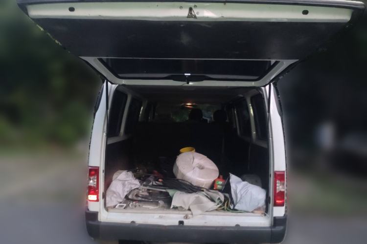 Used JMC Transit 2021 2.8T Space King Taurus Short Wheelbase Mid-Height 6-Seater Diesel Euro VI JX493
