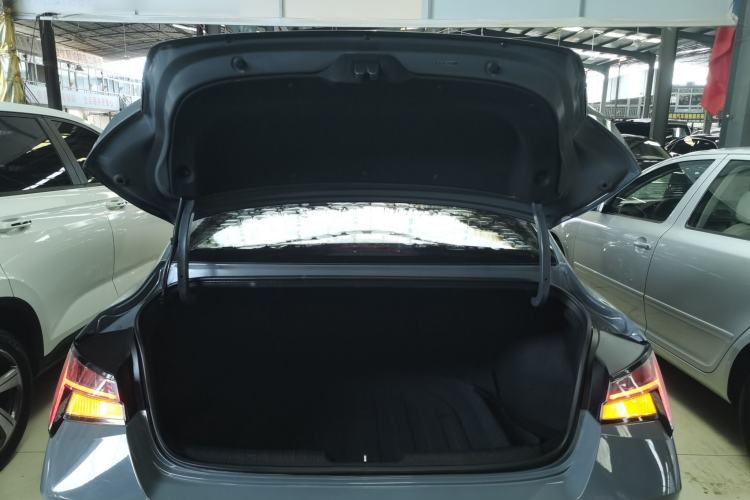 Used Hyundai Elantra 2021 1.5L CVT LUX Prestige Edition