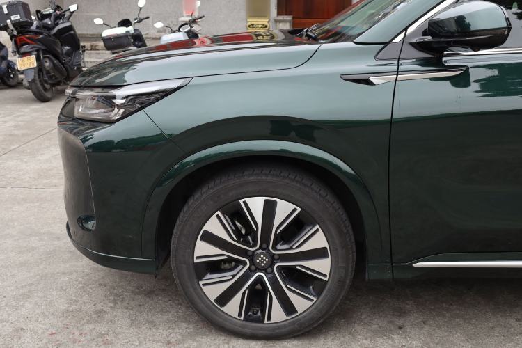 Used Landian E5 PLUS 2025 120km Standard Travel Custom Edition 7 Seats Exterior 10