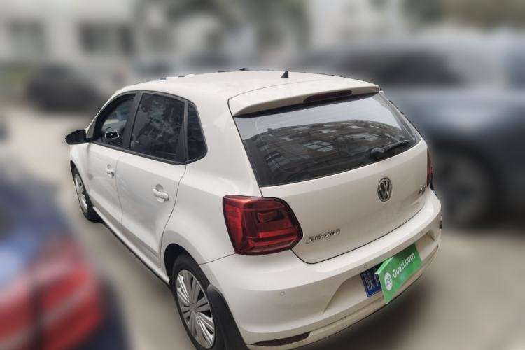 Used Volkswagen Polo 2016 1.6L Automatic Comfort Model
