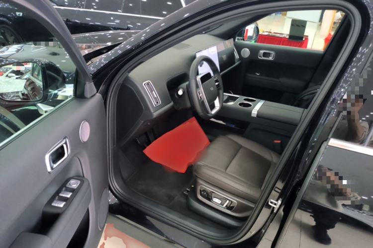 Used Li Auto L9 2022 Max model
