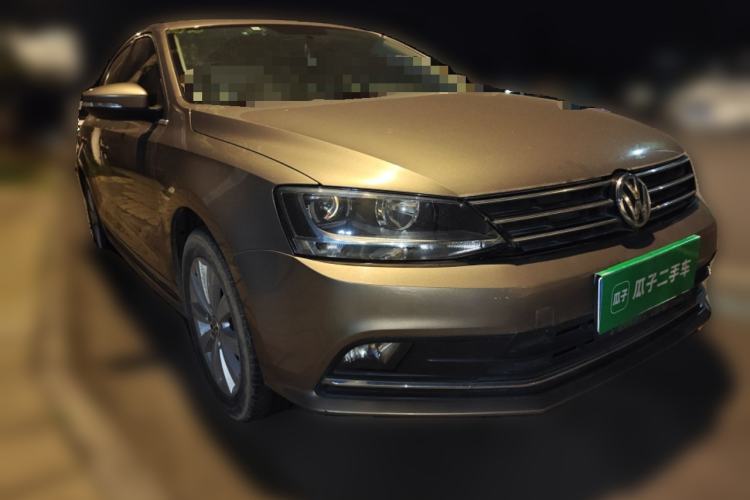 Used Volkswagen Sagitar 2015 230TSI Manual Comfort Version