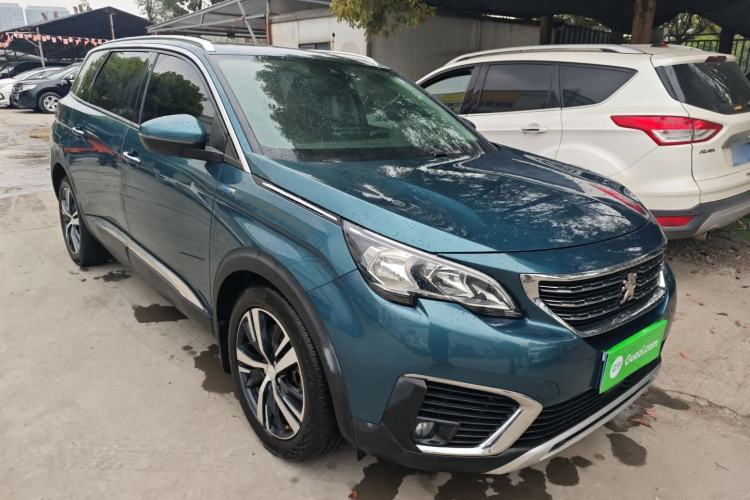 Used Peugeot 5008 2017 350THP 7-Seater Elite Edition Front Right 45 Deg