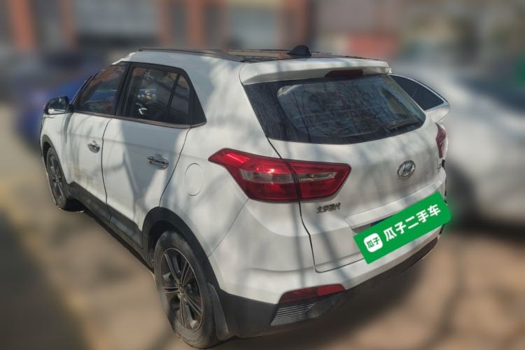 Used Hyundai ix25 2016 1.6T Dual-Clutch Two-Wheel Drive Smart GLS Model
