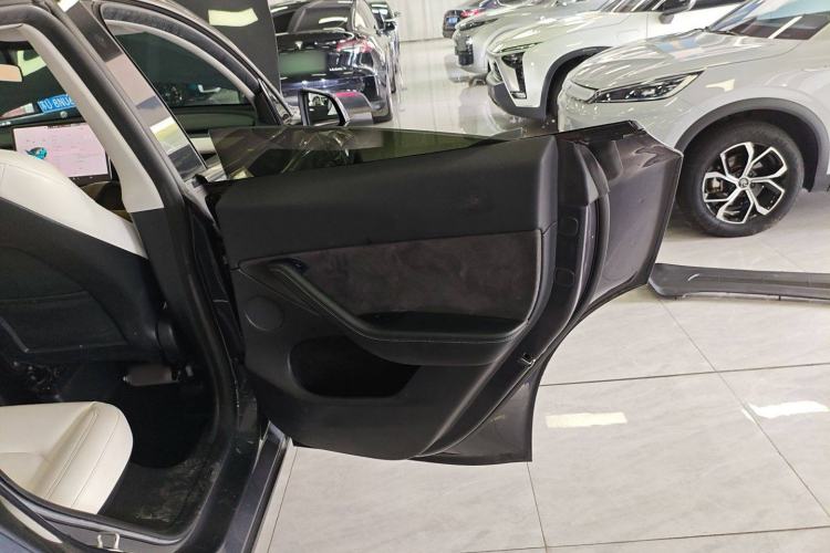 Used Tesla Model Y 2022 Revised Version Long-Range All-Wheel Drive