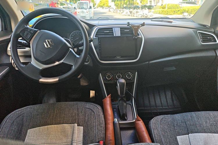 Used Suzuki S-Cross 2014 1.6L CVT Two-Wheel Drive Entry Model