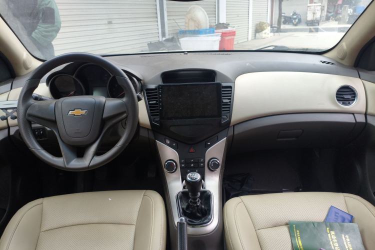 Used Chevrolet Cruze 2015 1.5L Classic SL MT
