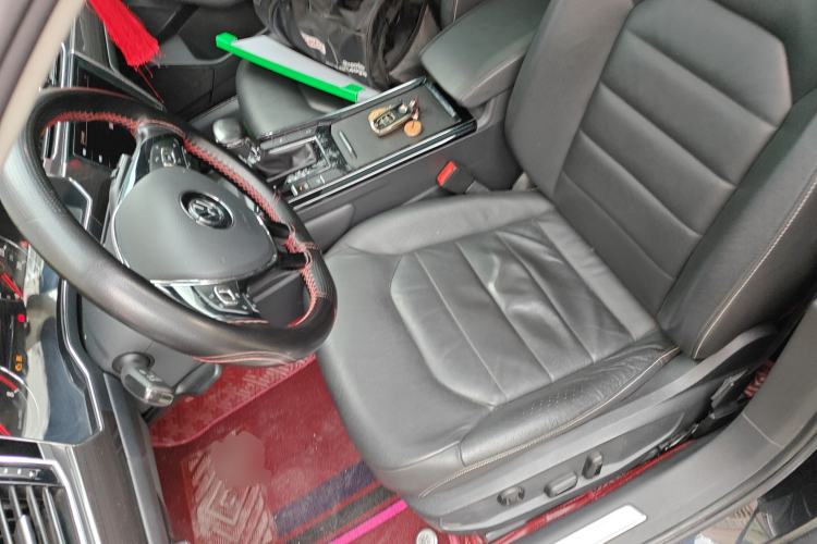 Used Volkswagen Phideon 2019 380TSI Two-Wheel Drive Business Edition China VI Standard
