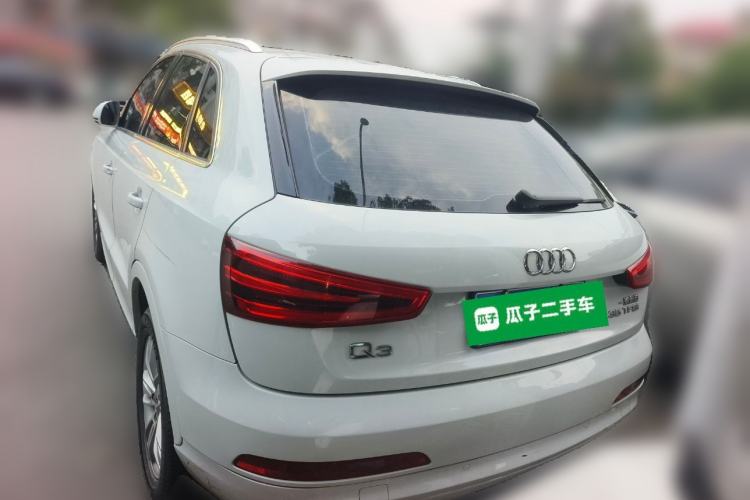 Used Audi Q3 2015 35 TFSI Comfort Model Rear Left 45 Deg