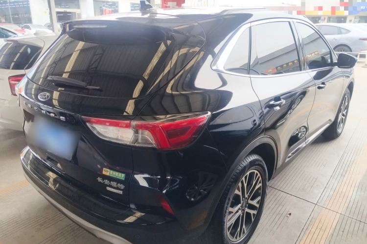 Used Ford Escape 2020 EcoBoost 245 Two-Wheel-Drive Titanium Edition
