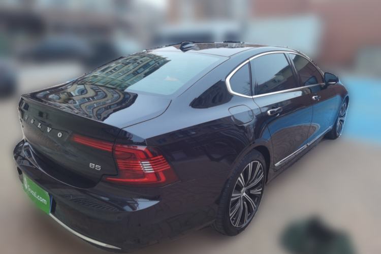 Used Volvo S90 2023 B5 Luxury Smart Edition
