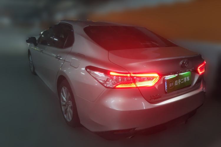 Used Toyota Camry 2018 2.0G Luxury Edition
