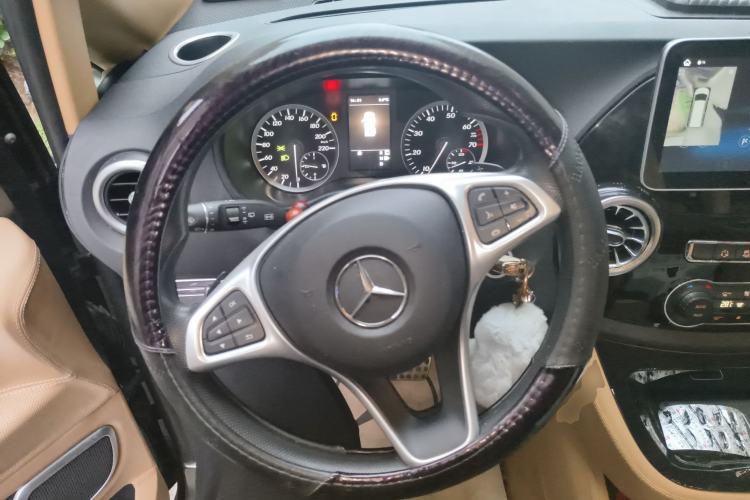 Used Mercedes-Benz Vito 
