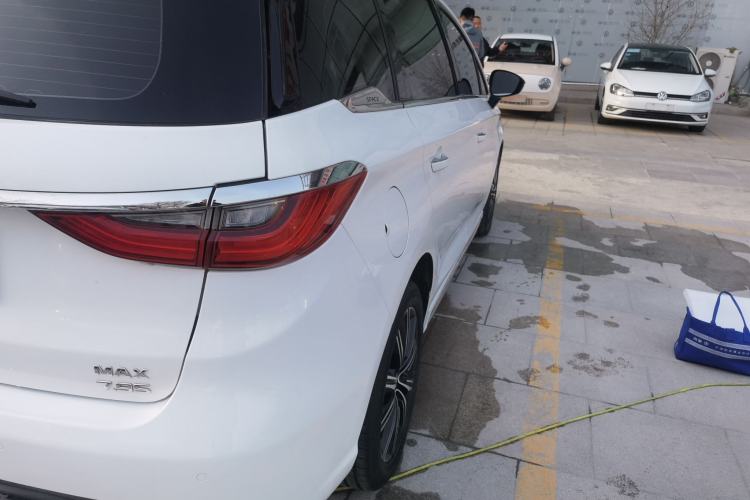 Used BYD Song MAX New Energy 2019 DM 1.5T Smart Connect Advanced 7-Seater China VI Standard