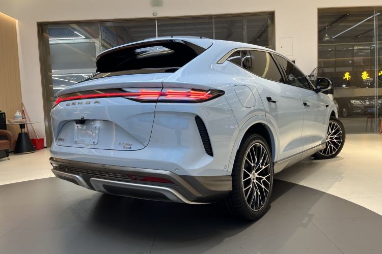 Used Denza N7 2023 Long-Range Performance Max Edition
