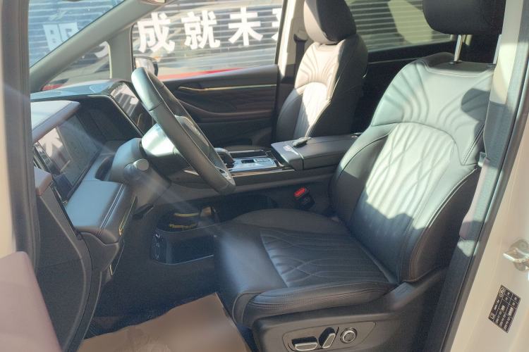 Used GAC Trumpchi M8 2024 Master Series 400T Ultimate Edition
