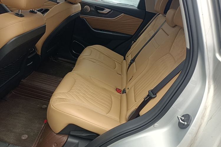Used Hongqi HS5 2023 2.0T Four-Wheel Drive Flagship Pro Edition
