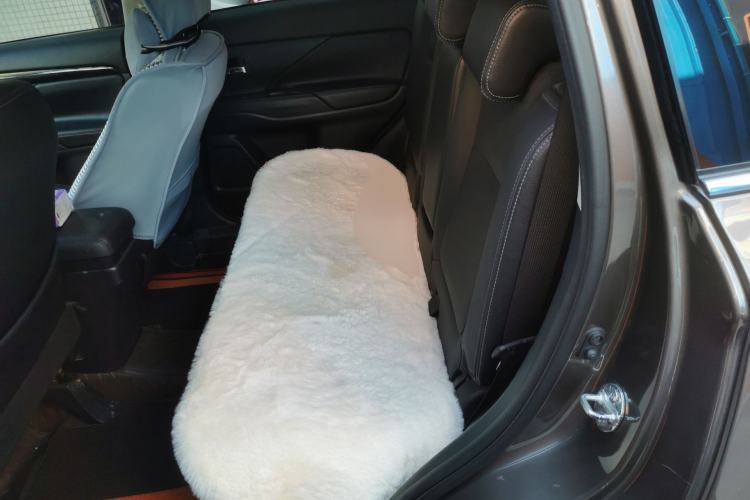 Used Mitsubishi Outlander 2016 2.4L 4x4 Elite Edition 5 Seats
