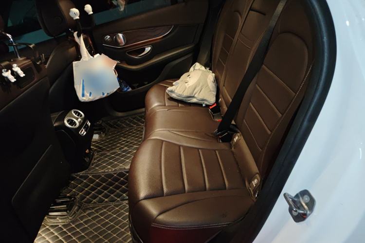 Used Mercedes-Benz GLC 2019 GLC 300 L 4MATIC Dynamic Model Left Rear Seat