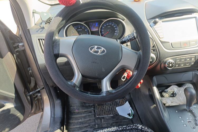 Used Hyundai ix35 2015 2.0L Automatic 2WD Comfort Edition China IV Standard