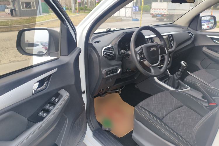 Used Isuzu JLM 2020 2.5T Two-Wheel Drive Diesel Leading-Edge Version JE4D25Q6A Meeting China VI Emission Standards