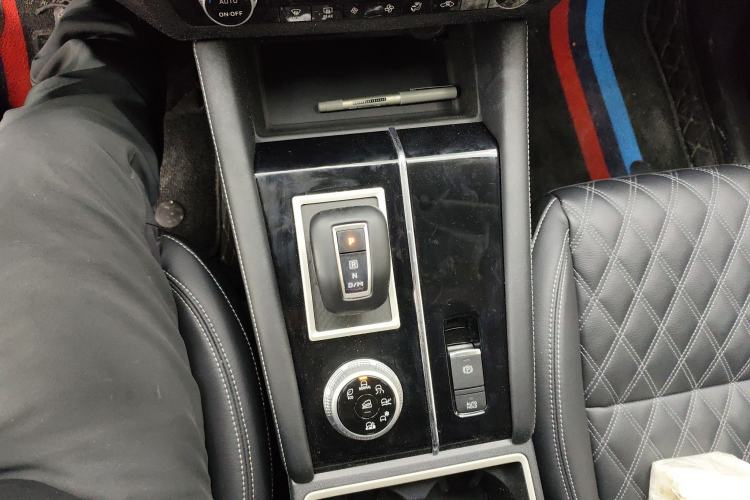 Used Mitsubishi Outlander 2023 1.5T CVT Four-Wheel Drive Prestige Edition 7 Seats
