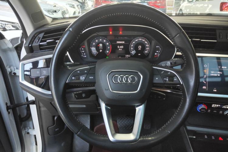 Used Audi Q3 2020 35 TFSI Ambition Dynamic Edition
