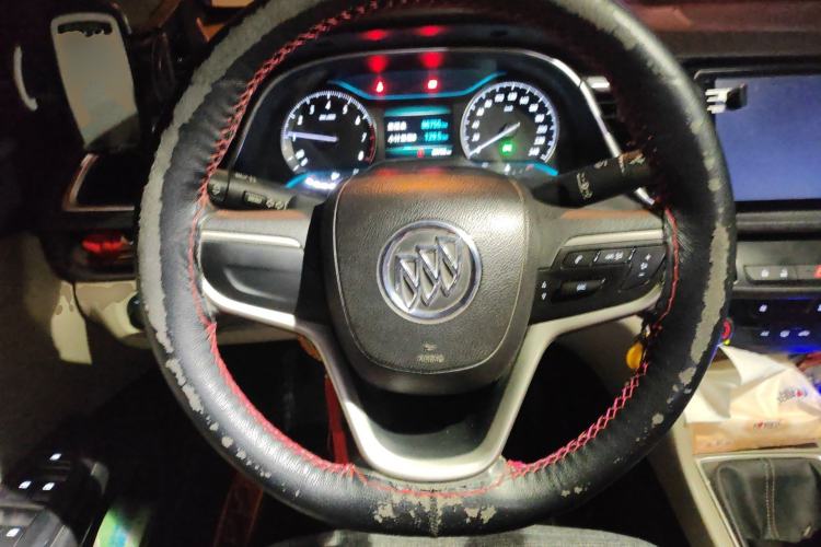 Used Buick GT 2018 15T Manual Elite Version China V Standard Steering Wheel