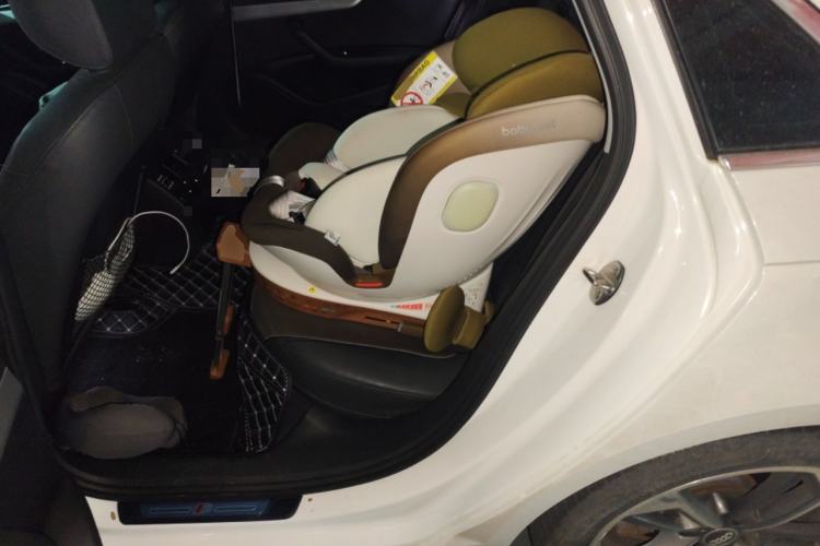 Used Audi A4L 2019 40 TFSI Fashion Version China V