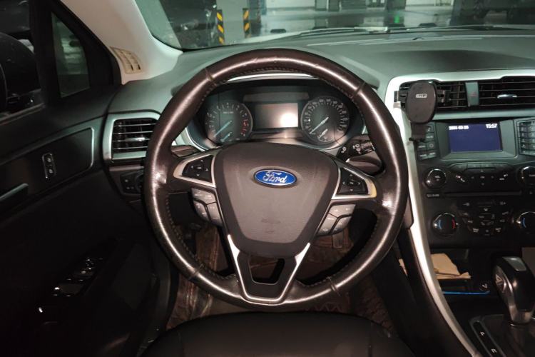 Used Ford Mondeo 2013 1.5L GTDi180 Fashion Edition Steering Wheel