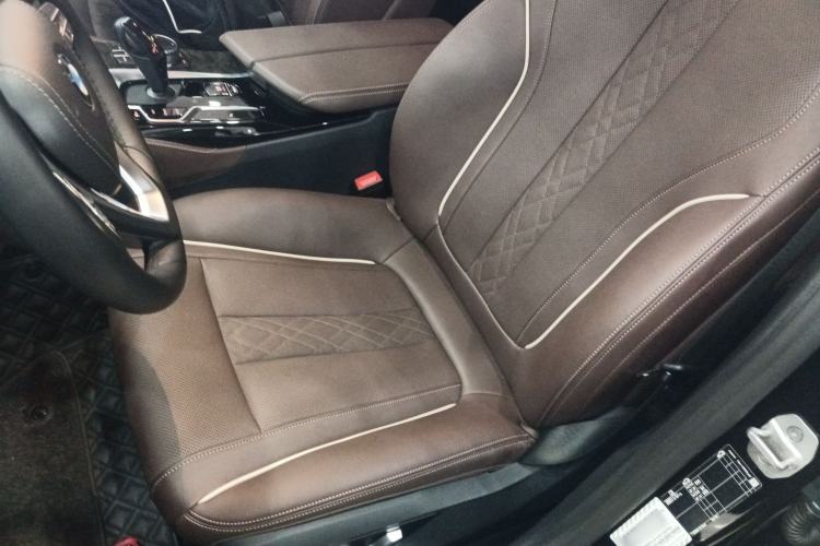 Used BMW 5 Series 2022 Second Facelift 525Li Luxury Package
