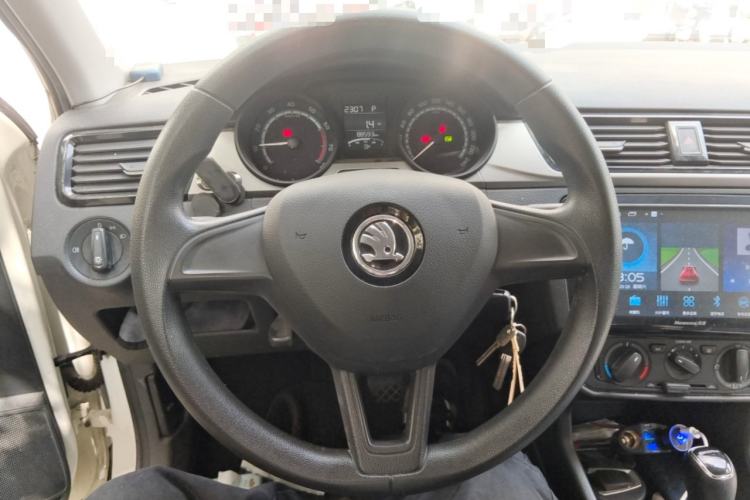 Used Skoda Rapid 2020 1.5L Automatic Standard Edition Steering Wheel