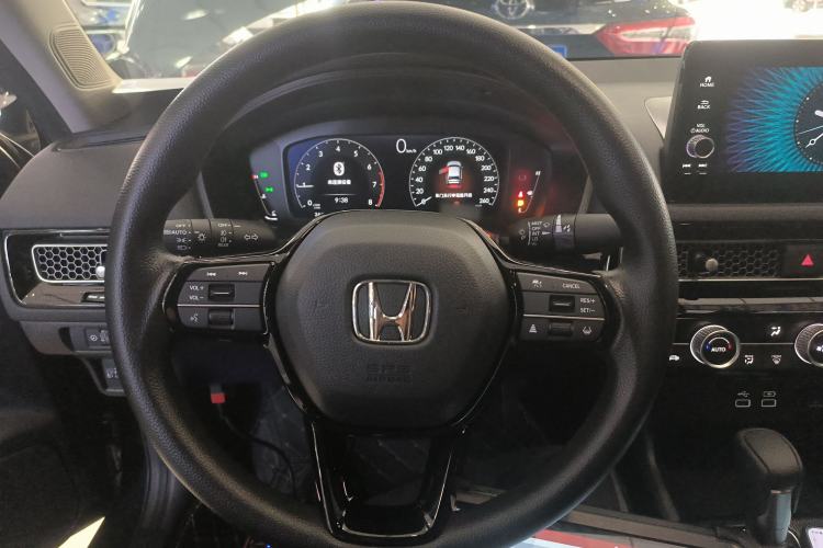 Used Honda Civic 2022 240TURBO CVT Dynamic Edition Steering Wheel