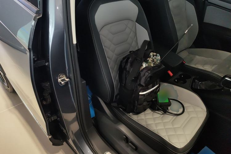 Used Volkswagen Tayron 2023 300TSI Two-Wheel-Drive Luxury Plus Advanced Edition
