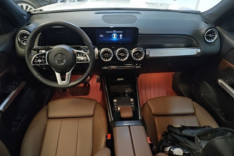 Used Mercedes-Benz GLB 2022 Updated GLB 200 Fashion Edition