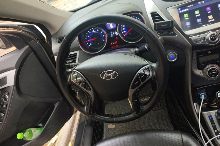 Used Hyundai Elantra (5th Generation / Langdong) 2015 1.6L Automatic Luxury Model Steering Wheel
