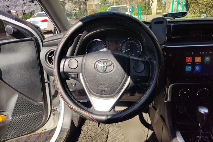 Used Toyota Corolla 2017 Revised Version 1.2T S-CVT GL-i Leather Edition