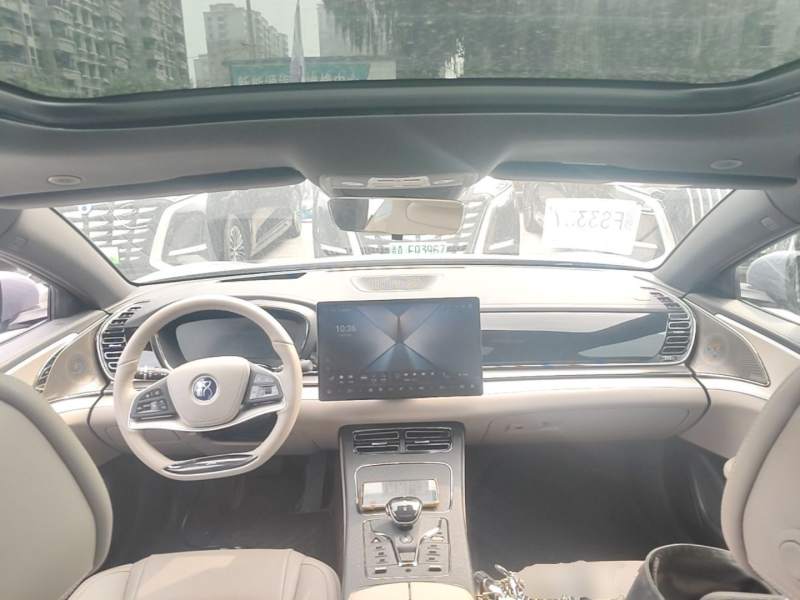 Used BYD Han 2024 EV Glory Edition 605KM Front-Wheel-Drive Premium Model — 9