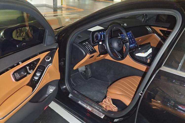 Used Mercedes-Benz S-Class 2023 Updated S 400 L Business Version Driver Seat