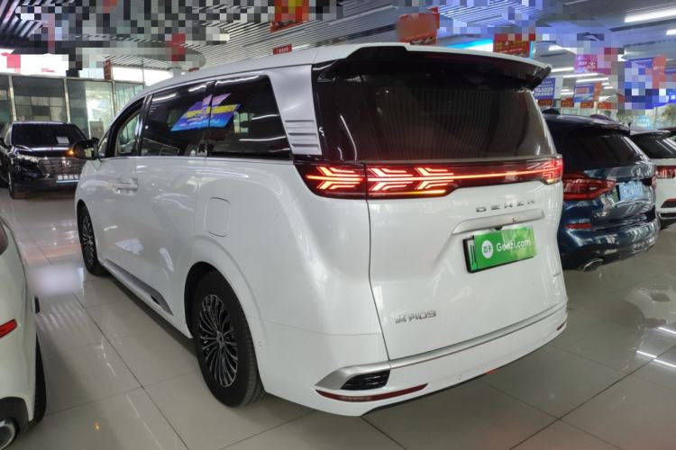 Used Denza D9 2022 DM-i 970 Four-Wheel Drive Prestige Model