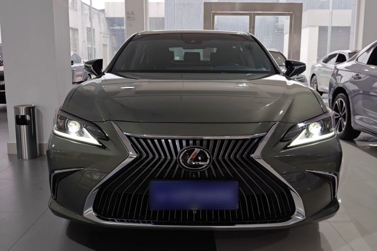 Used Lexus ES 2020 200 Excellence Edition