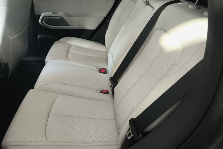 Used Formula Leopard Titanium 3 2025 501KM All-Wheel Drive Intelligent Driving Ultra Version
