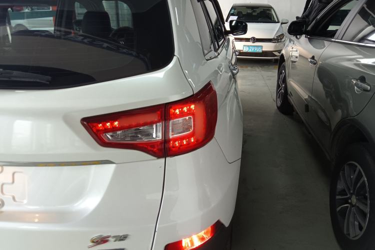 Used Changan CS75 2016 1.8T Automatic Elite Model China V Standard
