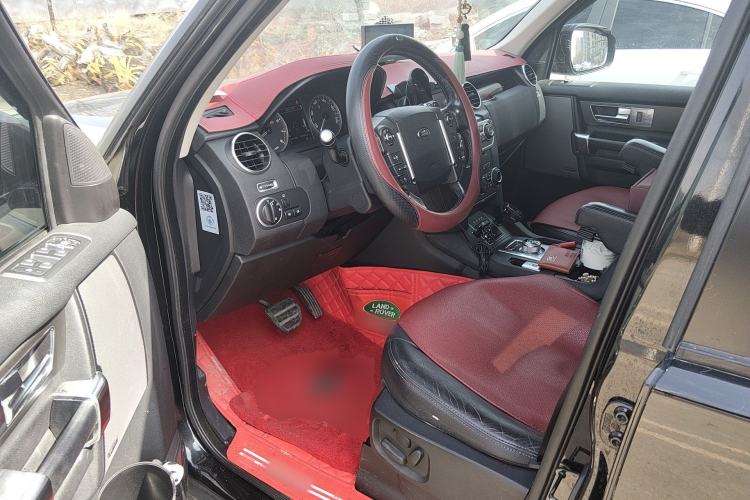 Used Land Rover Discovery 2016 3.0 SC V6 SE Left Front Seat