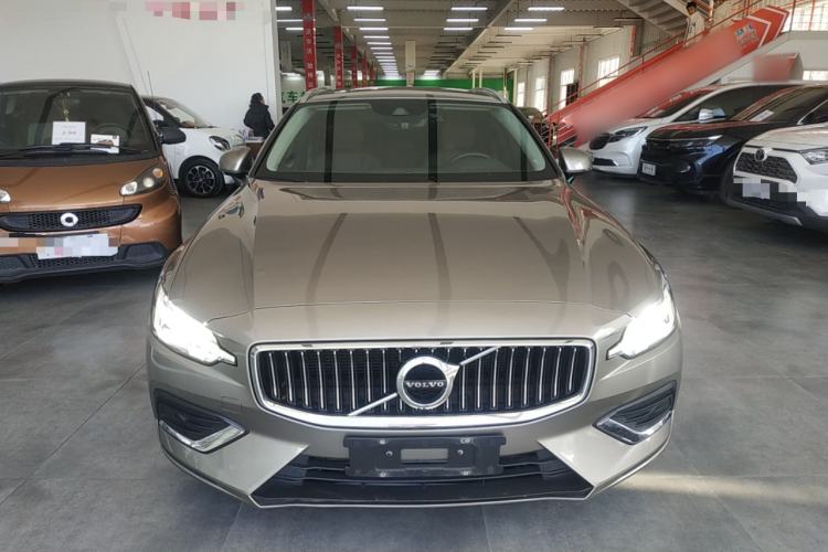 Used Volvo V60 2020 T5 Zhiyuan Luxury Edition
