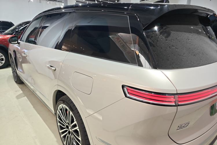 Used Nio ES8 2026 Model 6-seat Executive Signature Edition Rear Left 45 Deg