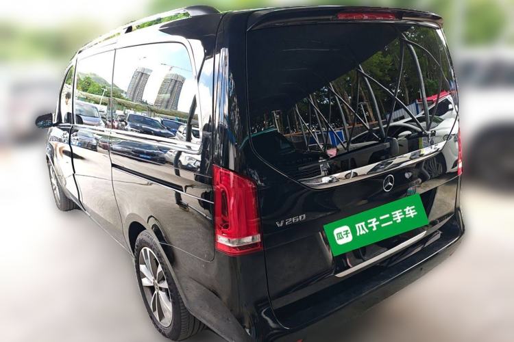 Used Mercedes-Benz V-Class 2022 V 260 Avantgarde Edition
