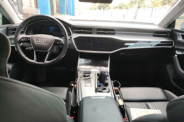 Used Audi A7 2023 45 TFSI Prestige Edition Center Console